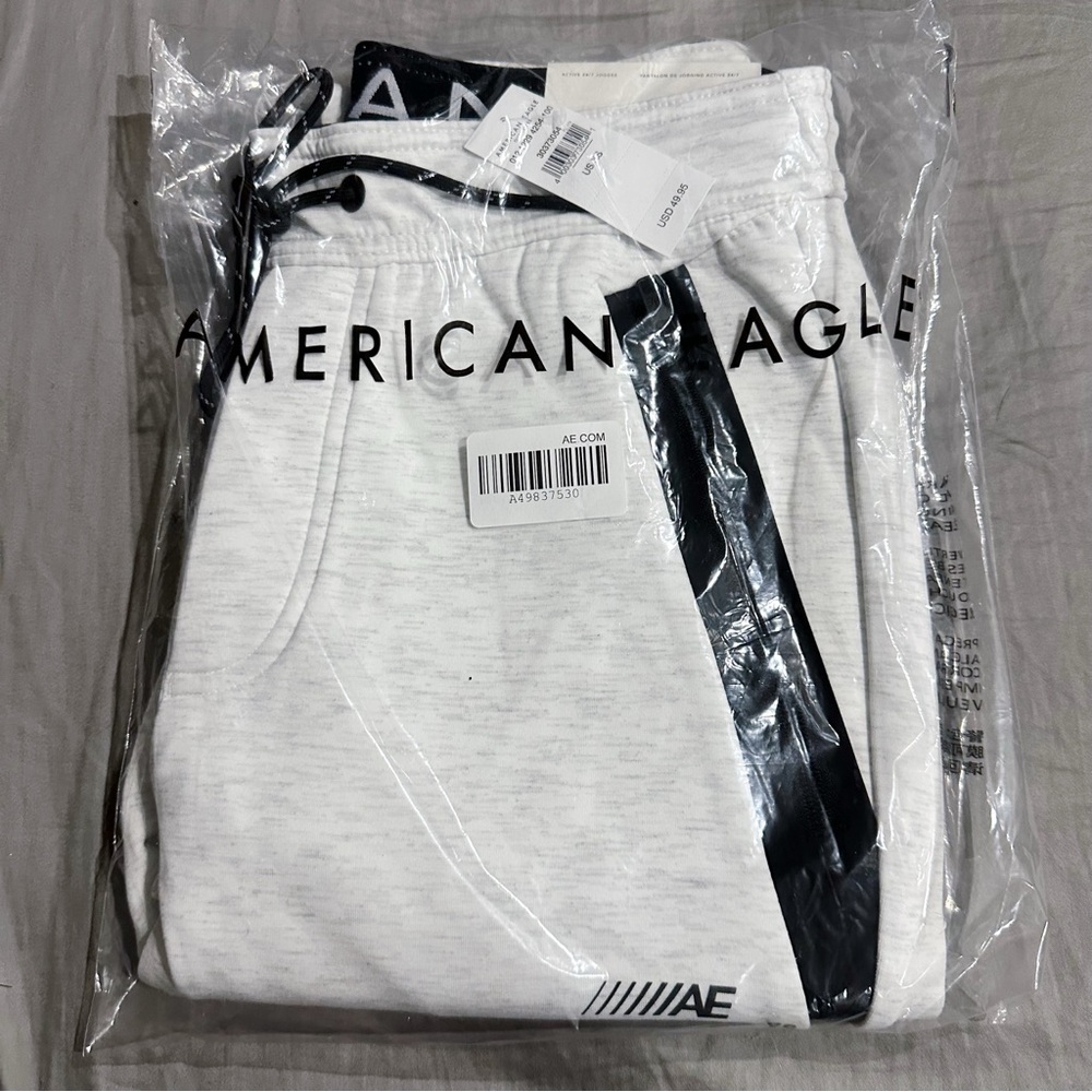 NEW WITH TAGS Size XS Extra Small American Eagle Men Active 24/7 Jogger Sweat